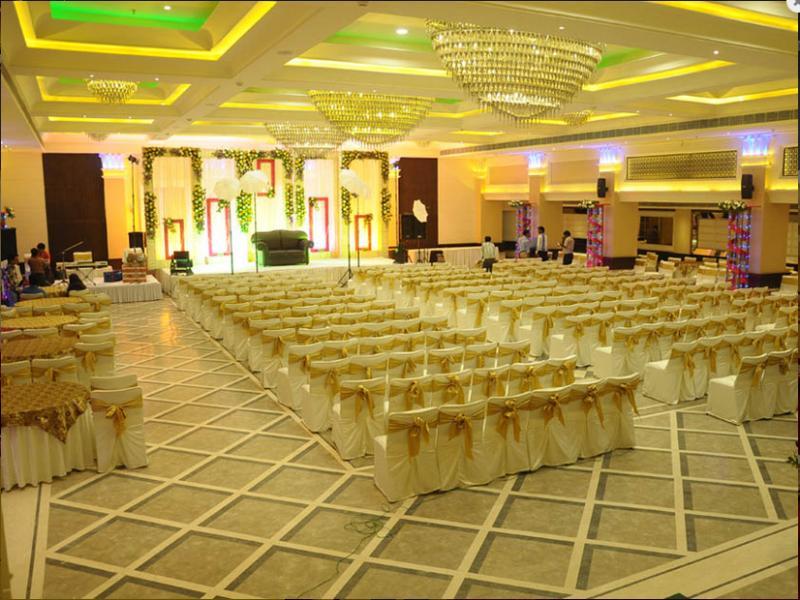 Hotel Vijay Intercontinental à Kanpur Extérieur photo