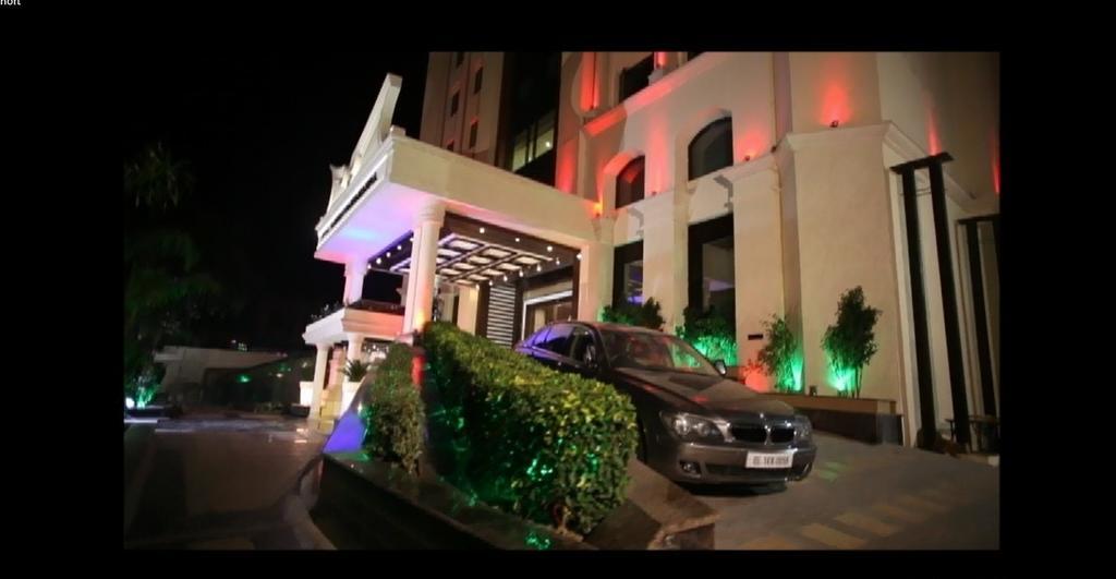 Hotel Vijay Intercontinental à Kanpur Extérieur photo